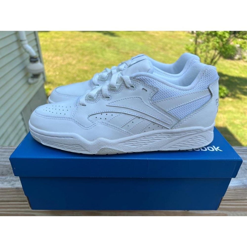 Reebok men's size 8 BB4000 Low NWT